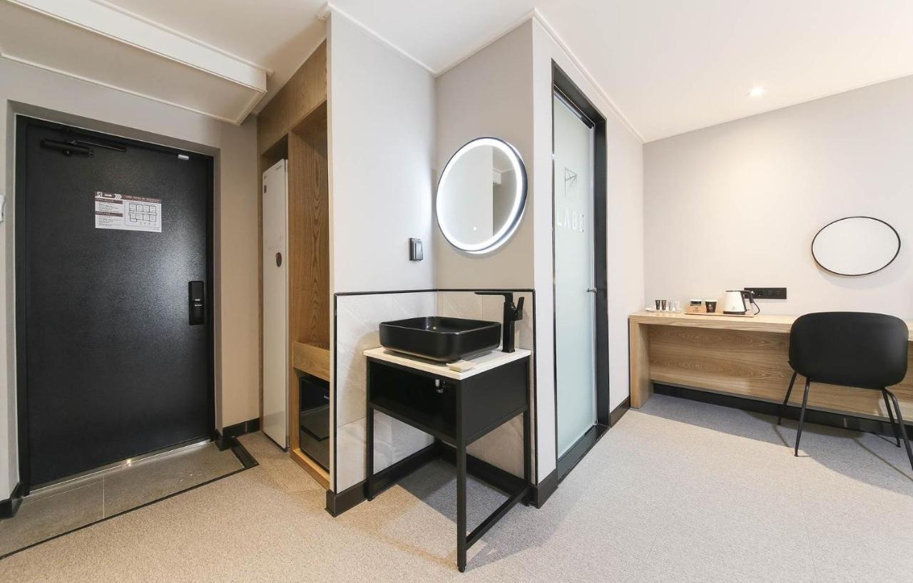 Labe Hotel Jeonju Dış mekan fotoğraf