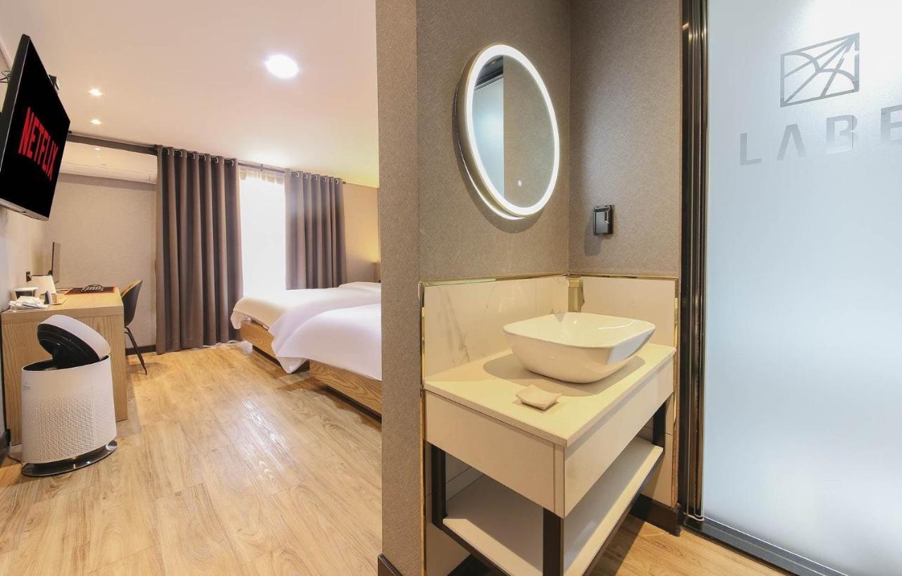 Labe Hotel Jeonju Dış mekan fotoğraf